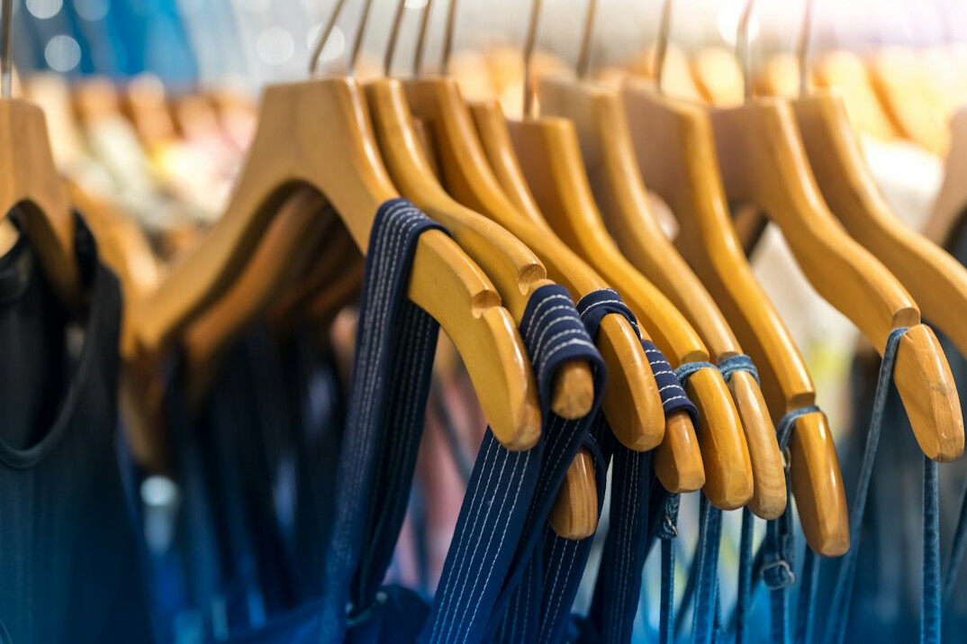 clothing store security